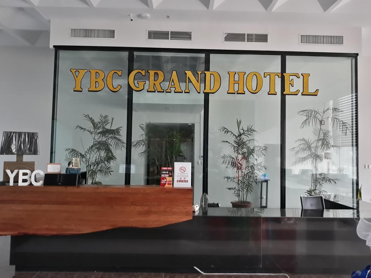 Ybc Grand Hotel Olongapo Esterno foto