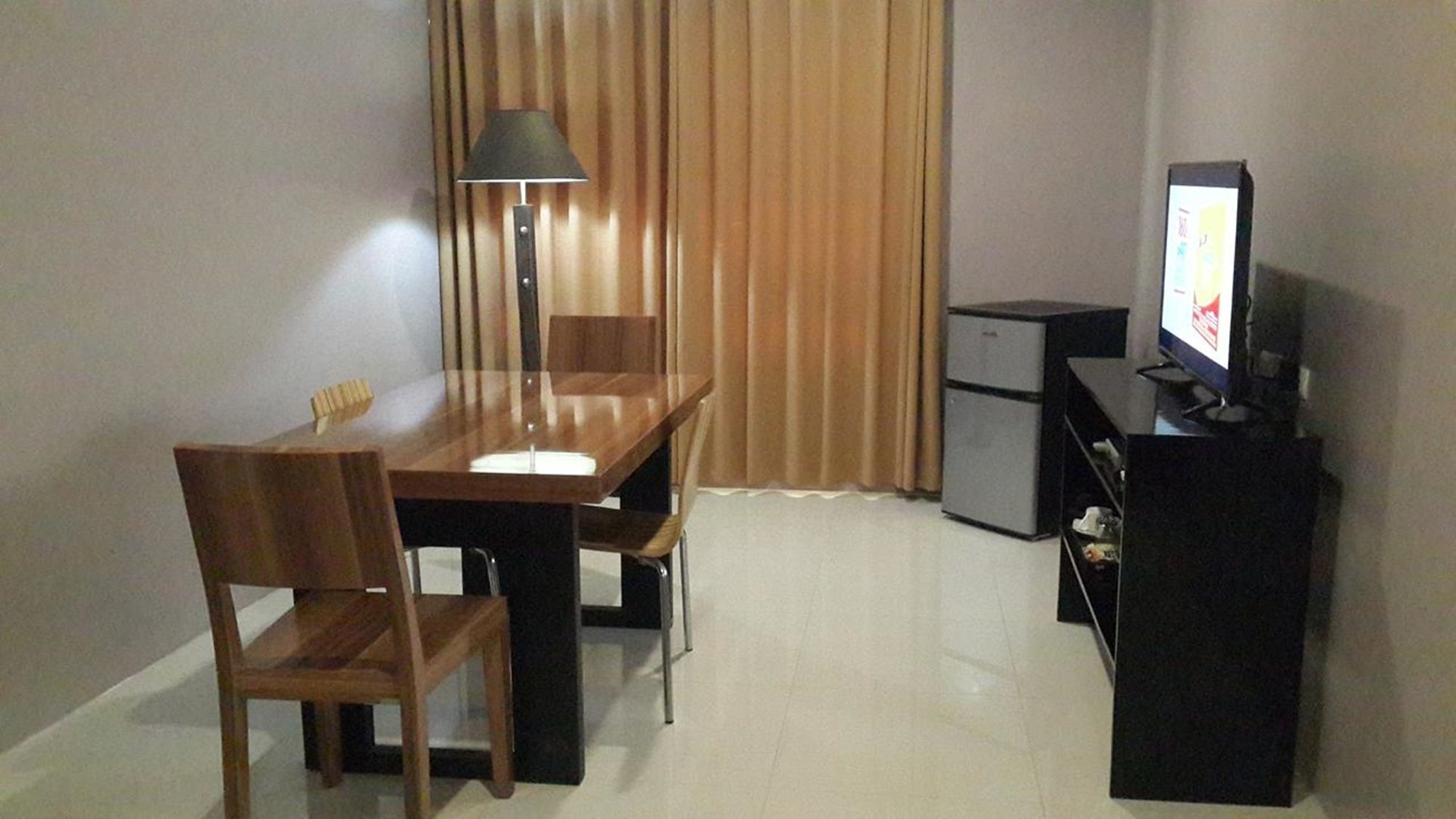 Ybc Grand Hotel Olongapo Esterno foto